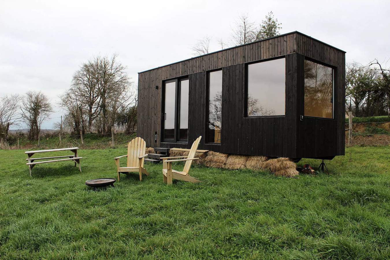 Appartement entier, Tiny house dans une ferme au coeur des Alpes Mancelles in Moulins-le-Carbonnel, Parc naturel régional Normandie-Maine