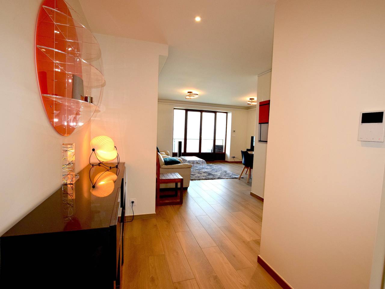 Ganze Wohnung, Geräumige 2-Zimmer-Wohnung mit Wifi in Évian-les-Bains in Évian-les-Bains, Thonon-les-Bains und Umgebung
