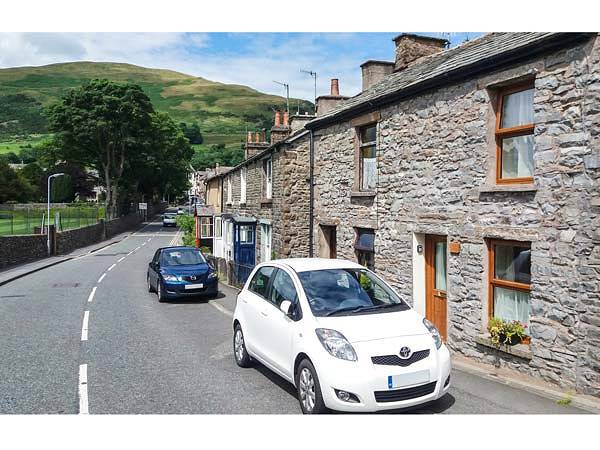 Fells Cottage in Sedbergh, Yorkshire Dales National Park