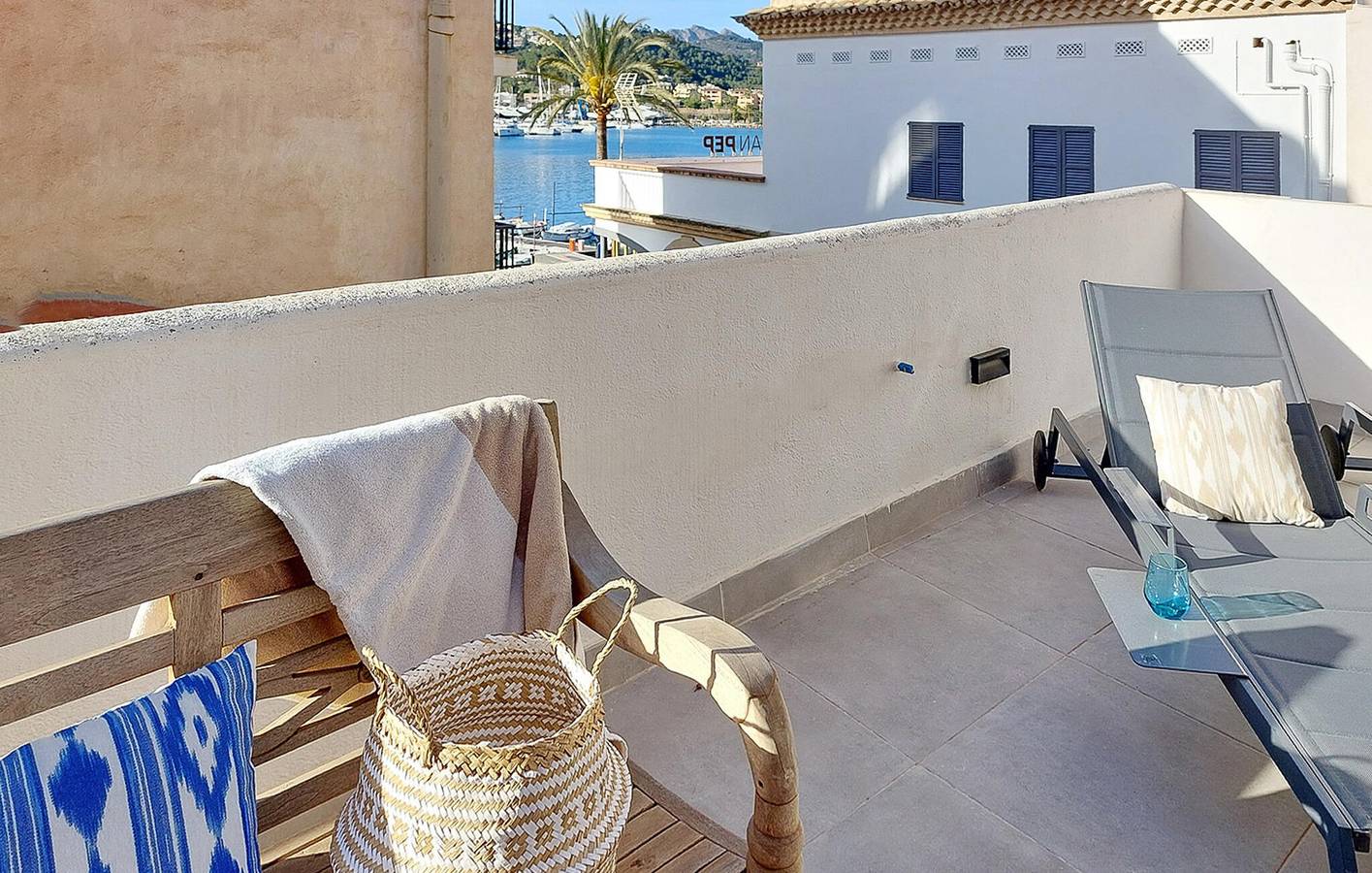 Entire holiday apartment, Holiday apartment for 2 people with terrace in Port d'Andratx, Andratx