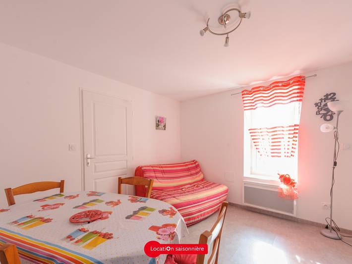 Appartement entier, Appartement T2 à 50m de la plage avec cour, Wifi et équipements bébé – 4 pers, Châtelaillon-Plage in Châtelaillon-Plage, Région de La Rochelle