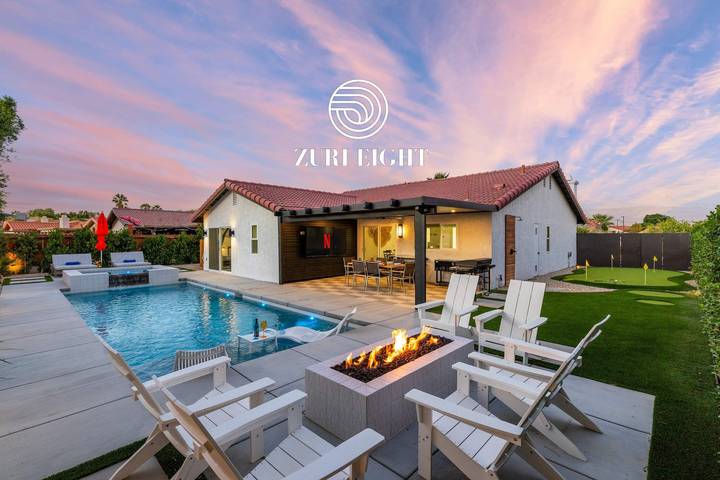 Vacation rental for 10 people, with yard and balcony, kid friendly in Bermuda Dunes