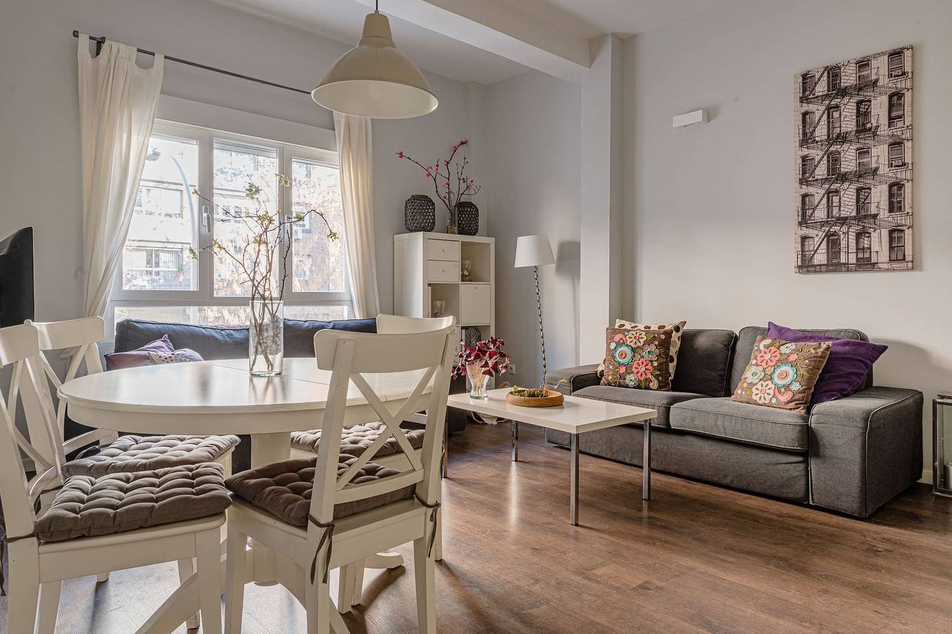 Apartamento entero, Housing Cuatro Caminos by Sharing Co in Tetuán (desambiguación), Madrid