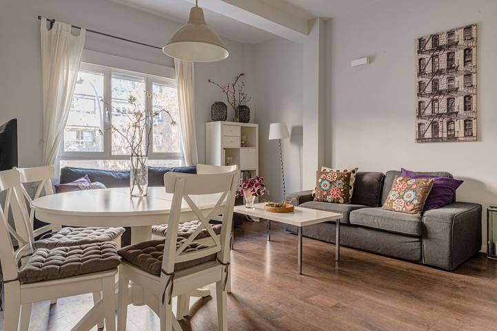 Apartamento entero, Housing Cuatro Caminos by Sharing Co in Cuatro Caminos, Madrid