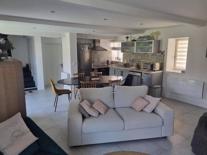 Location de vacances pour 6 personnes, avec Terrasse et Jardin à Langoiran