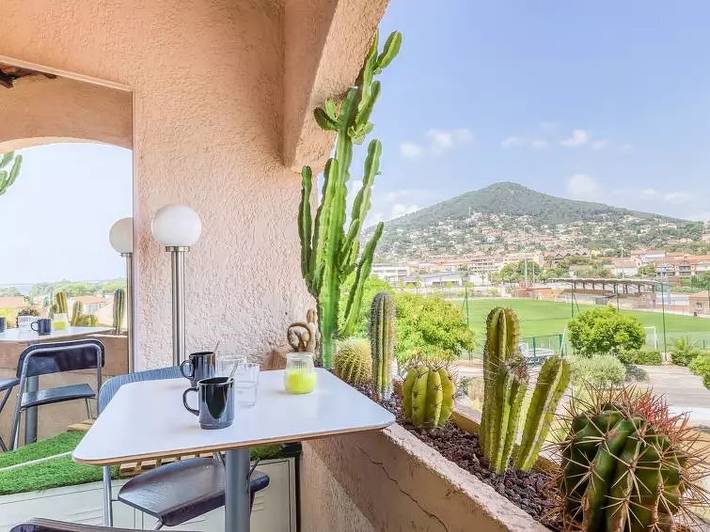 Villa pour 6 personnes, avec terrasse à Carqueiranne