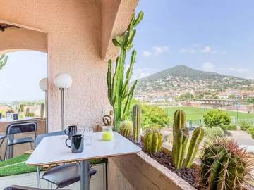 Gîte pour 6 personnes, avec terrasse dans Plage Coupereau