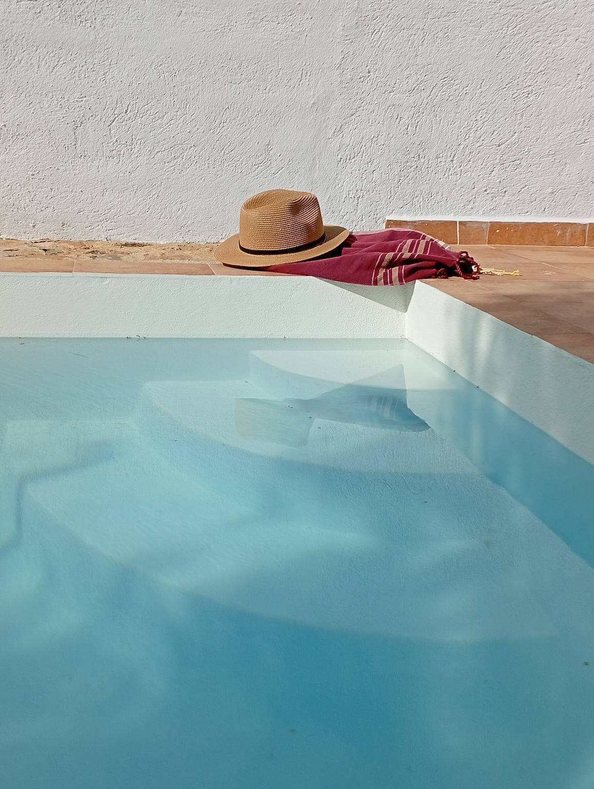 Casa Vacacional 'La Sierra Del Viento' con Vista a la Montaña, Piscina Privada y Wi-Fi in Guadalcanal, Sierra Morena