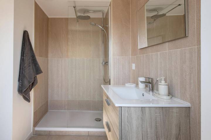 Chambre d’hôte pour 6 personnes, avec terrasse à Cannes - 4