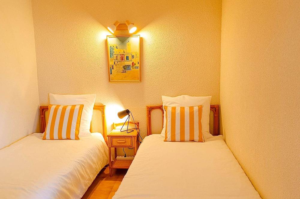 Geheel appartement, Quiet, Beaches 900 m, Nice Terrace, Air-condition in Boulouris, Saint-Raphaël