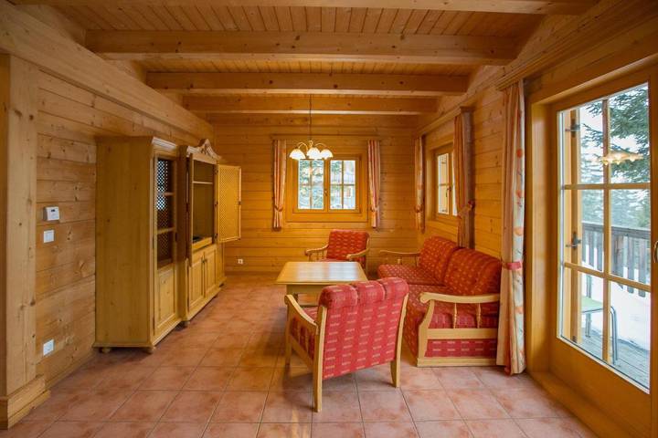 Ferienanlage für 8 Personen, mit Sauna und Garten sowie Ausblick und Terrasse, mit Haustier in Kärnten - 4