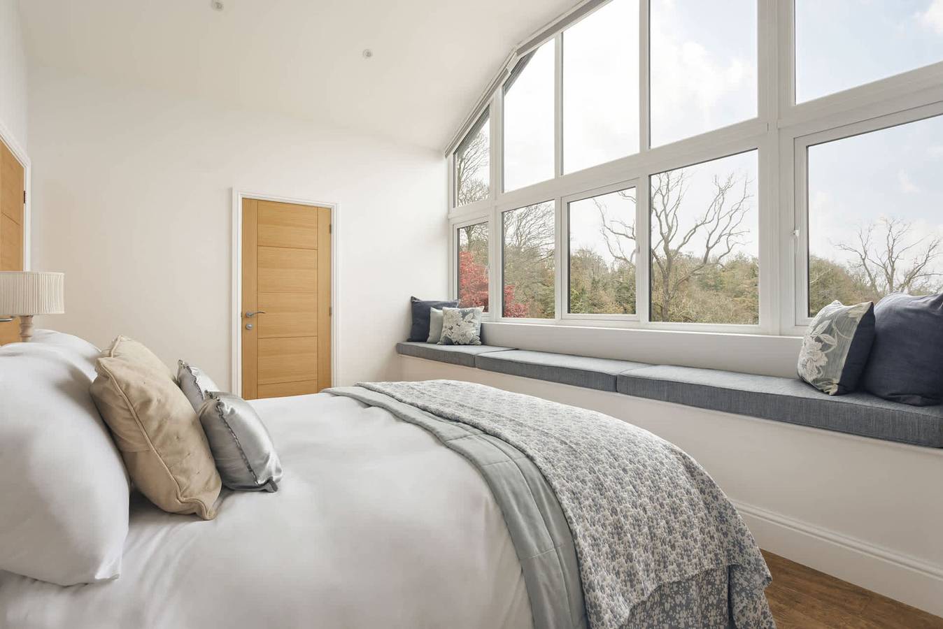 Entire apartment, The Lookout with 1 bedrooms and 1 bathrooms in Grange-over-Sands, Lake District