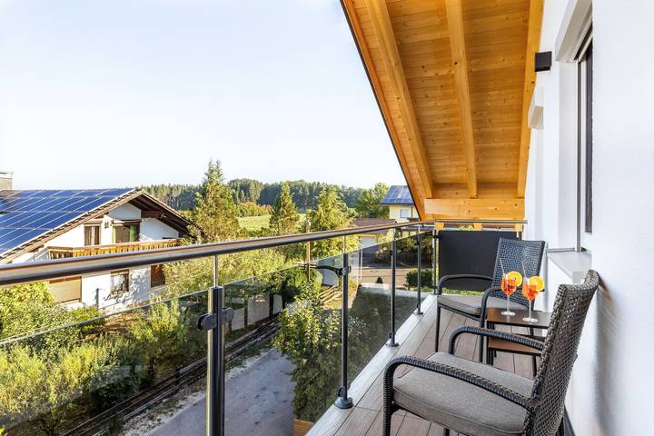Ganze Ferienwohnung, Ferienwohnung Schwabe - Ferienwohnung mit einem separaten Schlafzimmer 39 qm in Petting, Rupertiwinkel