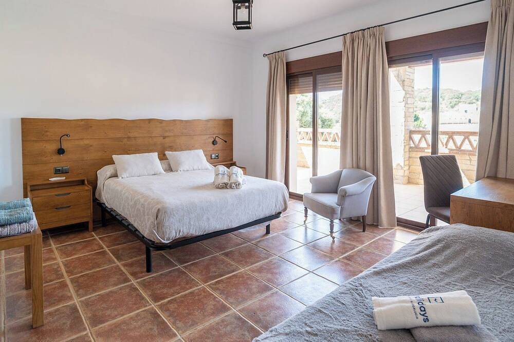 Finca Las Hoyas Loja in Loja, Granada Province