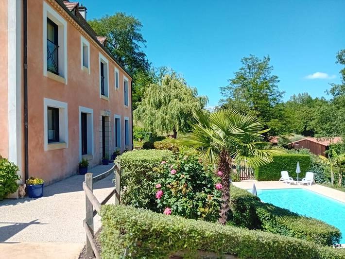 Chambre d’hôte pour 2 personnes, avec Terrasse ainsi que Jardin et Piscine