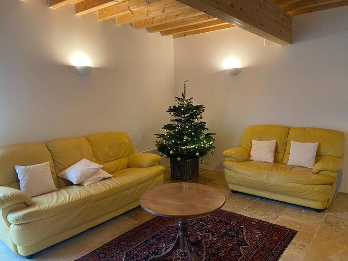 Maison de campagne pour 5 personnes, avec terrasse ainsi que vue et jardin