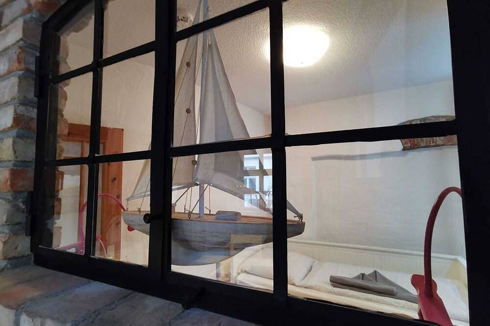 Ganze Wohnung, Kajüte 3 mit Terrasse, Eg Frankenstr. 49 - Gohr- Ferienwohnungen in Ozeaneum Stralsund, Stralsund