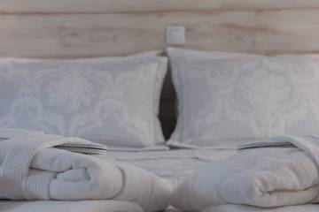 Gîte pour 2 personnes, avec jardin dans Palaiochora