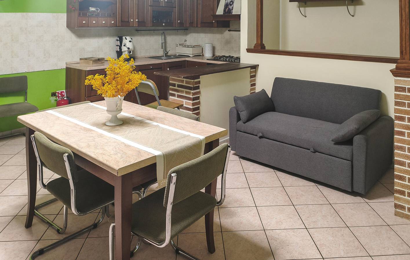 Appartamento intero, Appartamento vacanze per 4 persone con giardino in San Costanzo, Valle del Metauro