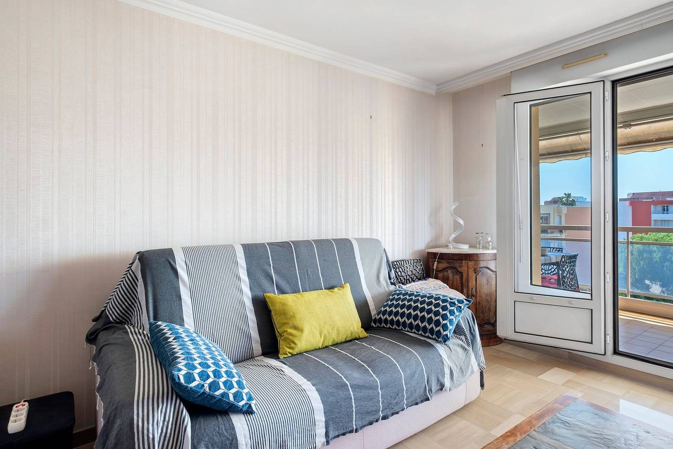 Hel lejlighed, ‘T2 Val Fleuri Near Beaches’ Apartment with Private Terrace in Cros de Cagnes, Cagnes-sur-Mer