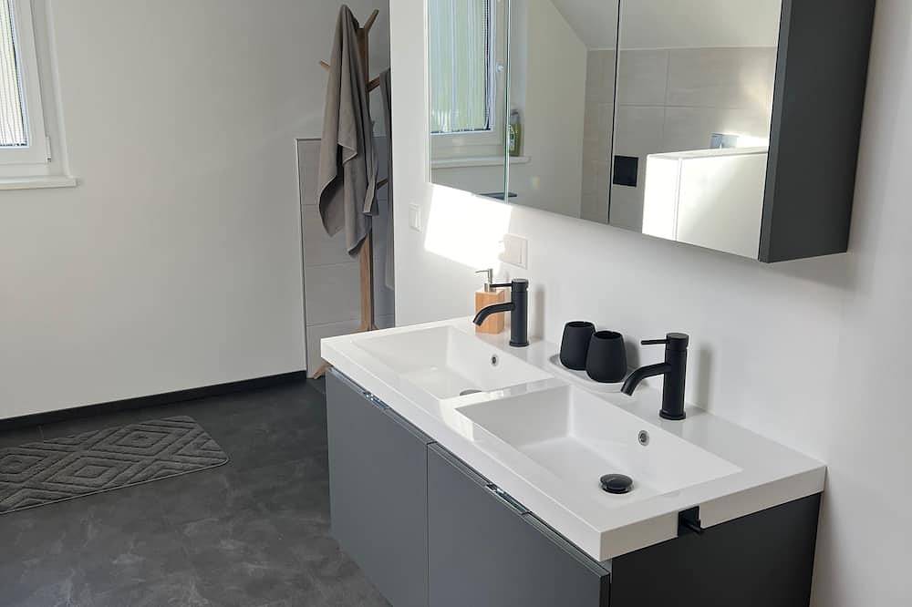 Ganze Wohnung, Erlebe Natur pur in unserer Alleinlage am Waldesrand mit Whirlpool und Sauna in St. Kathrein am Hauenstein, Steirerland