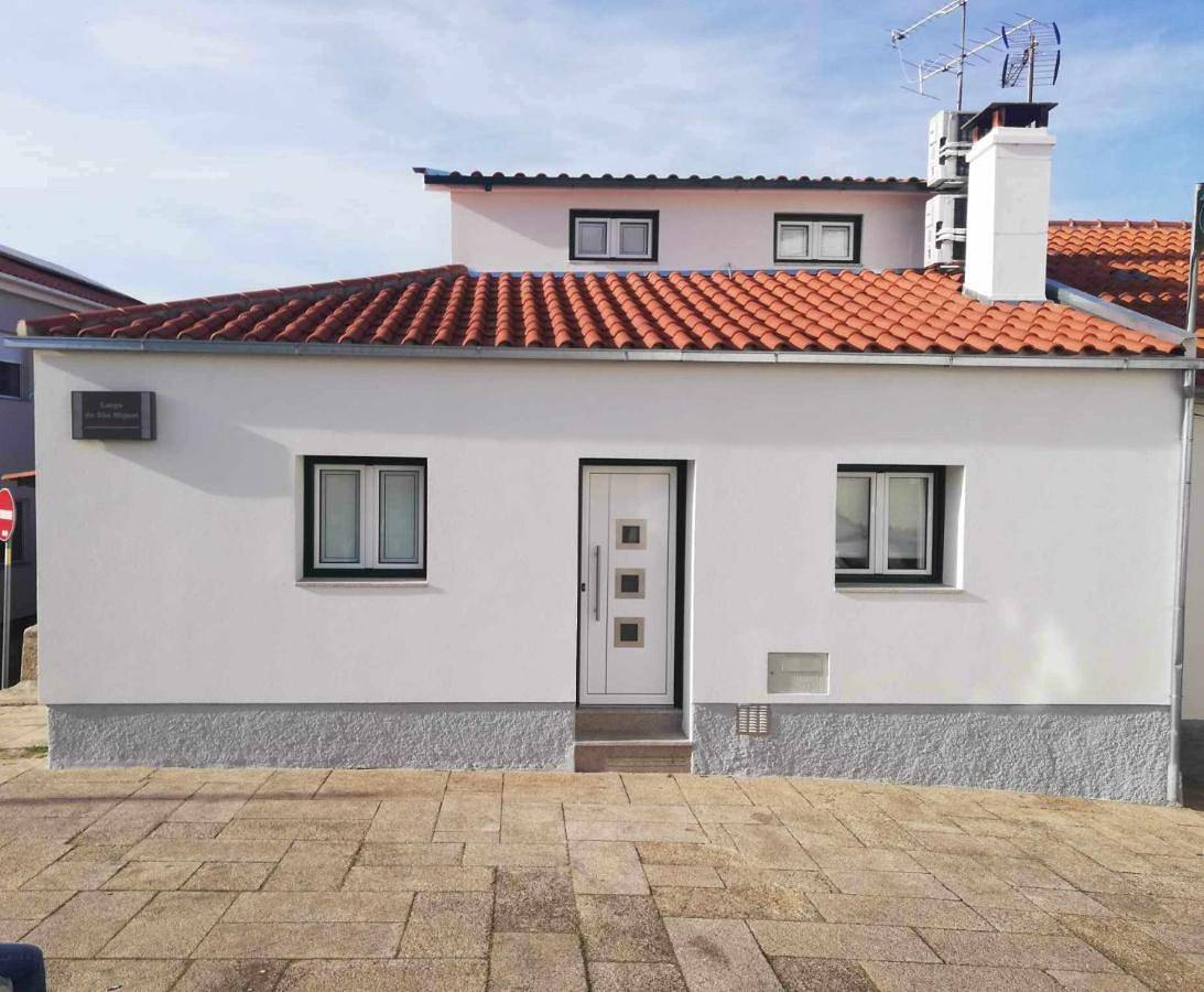 Apartamento inteiro, One-Bedroom House in Mirandela (freguesia), Mirandela