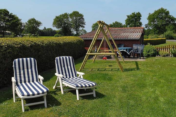 Ferienwohnung für 4 Personen, mit Garten und Balkon in Dunum - 4