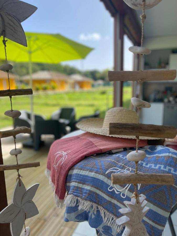 Gîte pour 4 personnes, avec jardin et piscine dans Plage de Folle Anse - 4