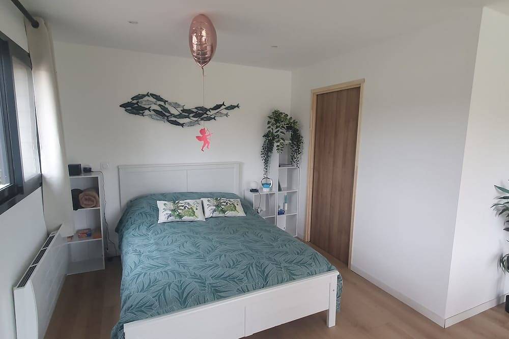 A place of zenitude in Saint-Georges-de-Gréhaigne, Región de Saint-Malo