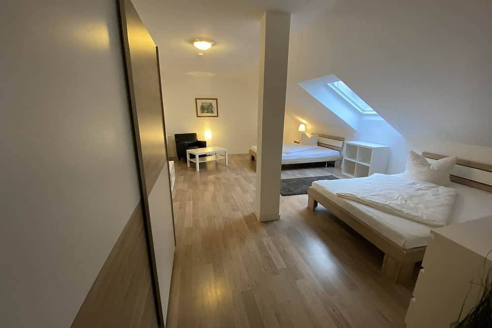 Apartamento entero, Holiday apartment in the Heidelberg area only 10 minutes to Heidelberg City in Sandhausen, Llanura del Rin