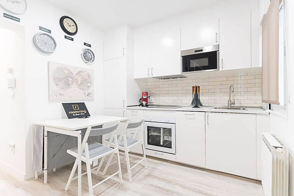 Sucre: Room with comfort and Bolivian essence in Madrid in Madrid, Madrid Province