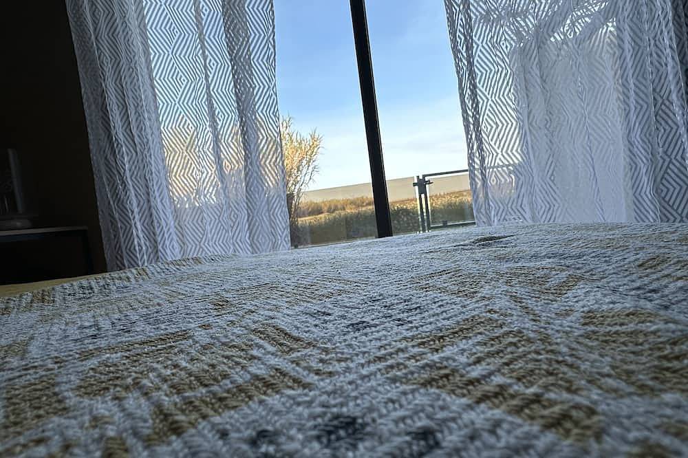 Villa Moderne Face aux Vignes in Sauvian, Côte d'Améthyste