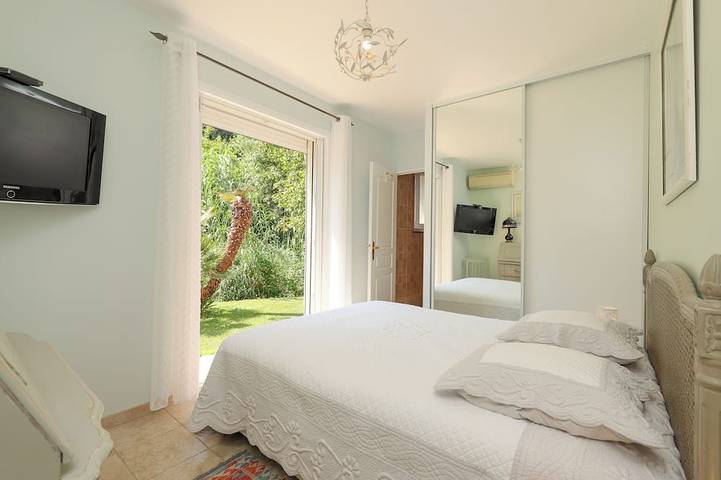 Location de vacances pour 6 personnes, avec jardin à Châteauneuf-Grasse - 3