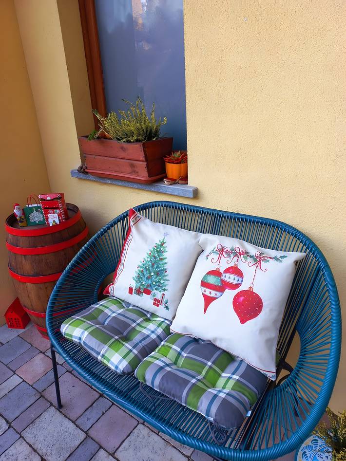 Hel lejlighed, La Casa di Alice Apartment with Mountain View, Private Garden & Wi-Fi in Gignod, Comune di Gignod