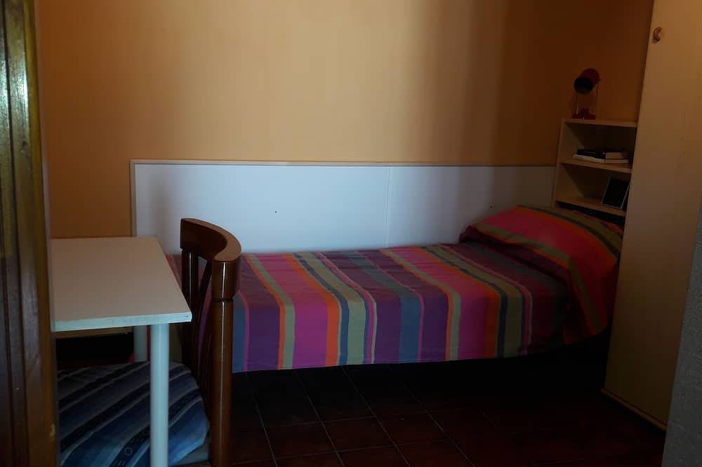 Sea view house with large terrace in Grimaldi, Ventimiglia