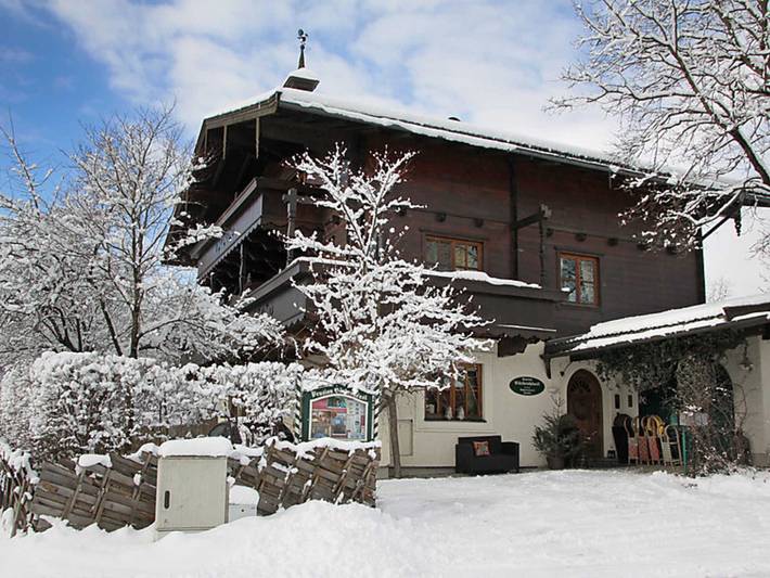 Ferienwohnung für 5 Personen, mit Garten und Seeblick sowie Sauna, kinderfreundlich in Uttendorf - 2