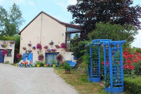 Chambre d'hôtes Floromel - Chambre Melody in La Souterraine, Région de Guéret