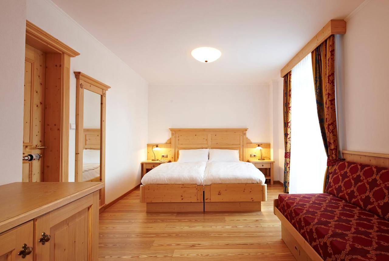 Apparthotel Germania in Villgratener Berge, Dobbiaco