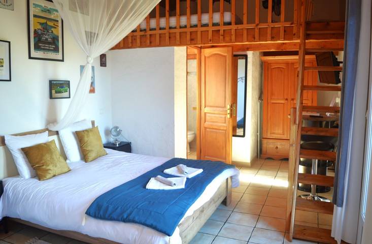 Chambre d’hôte pour 4 personnes, avec piscine ainsi que jardin et jacuzzi dans Parc naturel régional de la Sainte-Baume - 2