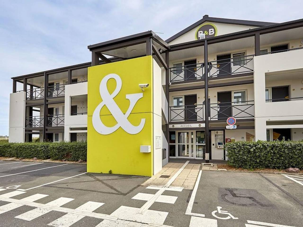 B&B Hotel Caen Sud in Ifs, Caen region