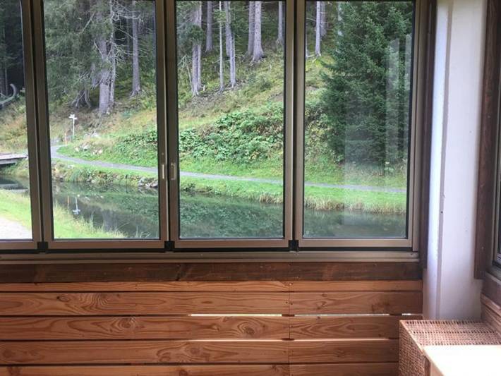 Ferienwohnung für 6 Personen, mit Balkon und Garten sowie Seeblick