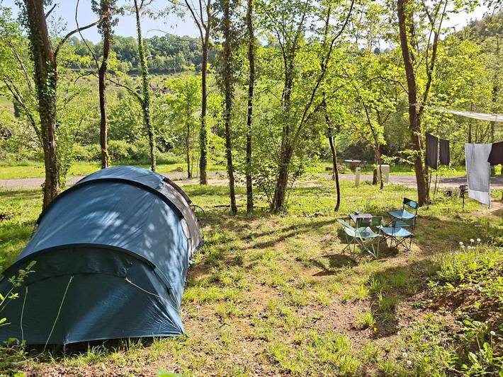 Camping pour 6 personnes, avec Terrasse ainsi que Jardin et Vue