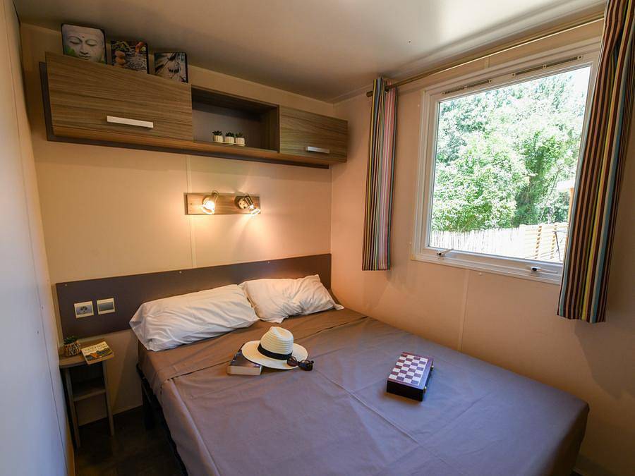 Camping Le Noble Val - Mobilhome 5 personnes - 3/5 pers. climatisé in Saint-Antonin-Noble-Val, Tarn-et-Garonne