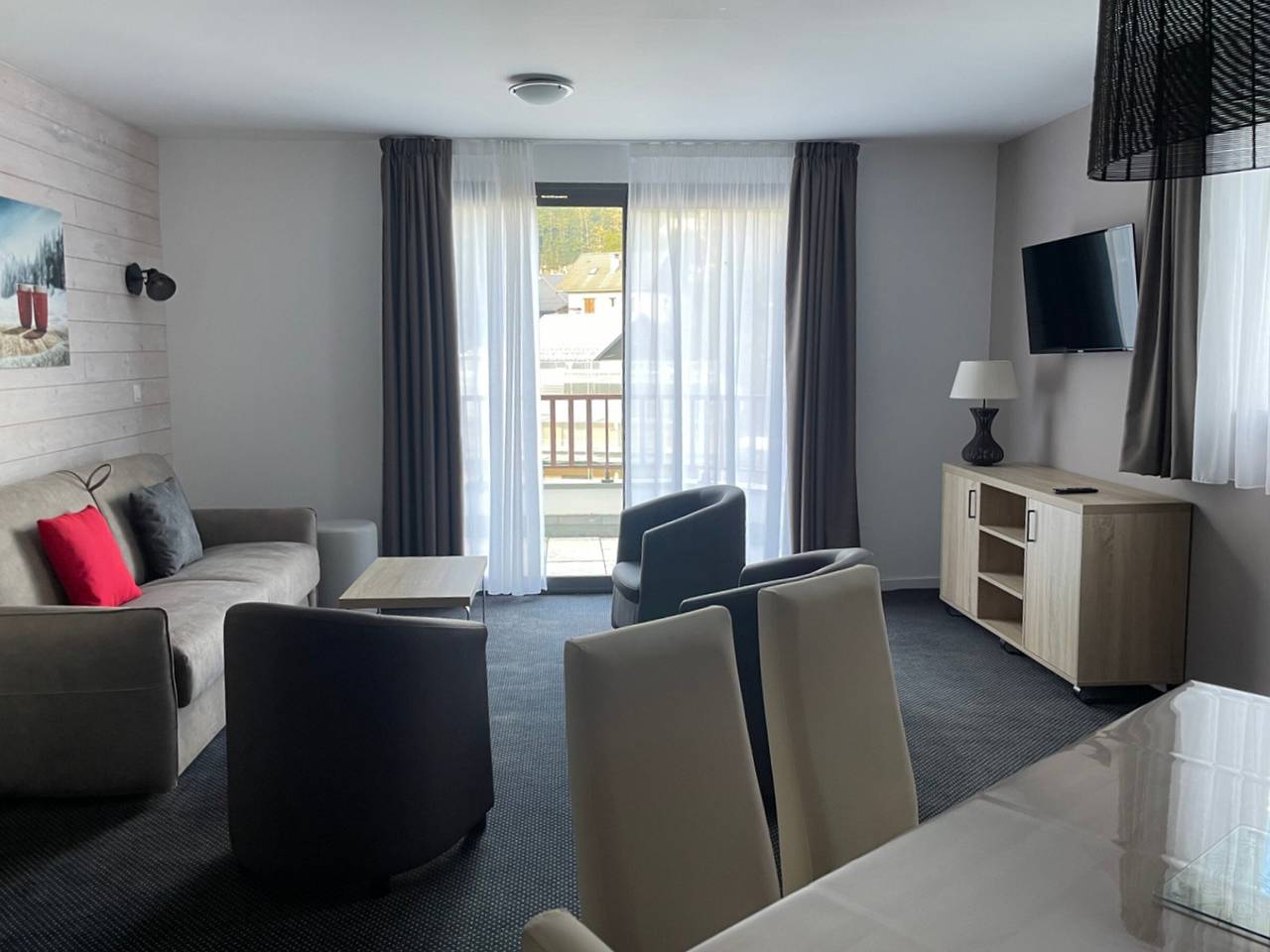 Studio entier, Studio cabine à Gourette, 6 pers, piscine, animaux admis in Gourette, Eaux-Bonnes