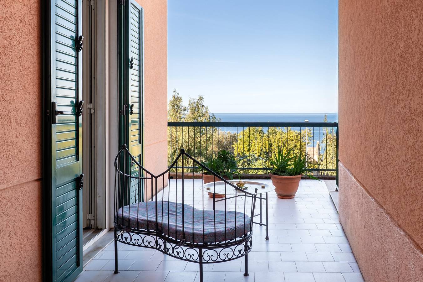 Apartamento entero, Apartamento 'Terraza Eucalipto' con vistas al mar, Wi-Fi y aire acondicionado in Cefalú, Cefalù (Municipio)