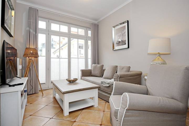 Ferienwohnung für 6 Personen, mit Balkon und Sauna, mit Haustier in Kühlungsborn