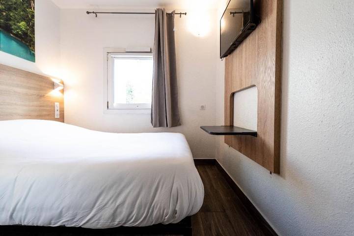 Hôtel pour 3 personnes, avec terrasse, animaux acceptés à Brignoles - 4