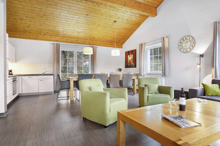 Bungalow für 10 Personen, mit Terrasse und Balkon/Terrasse in Bad Sachsa