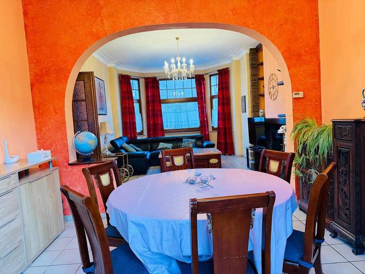 Location de vacances pour 5 personnes, avec jardin et vue à Dinant - 2