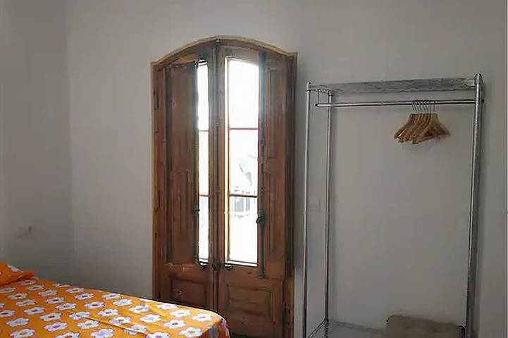 Appartement entier, Design apartment close to train, beach and Barcelona in El Masnou, Costa del Maresme